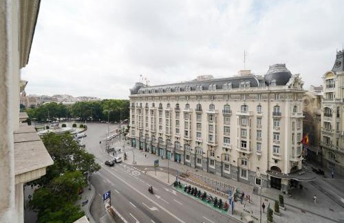 Cortes Hotel | Numa Madrid Script