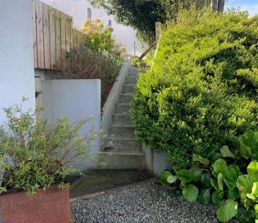 Lohuec Apartment | Number 8