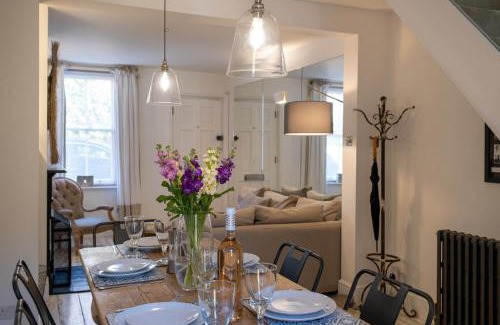 New Forest District House | Nutshell Cottage