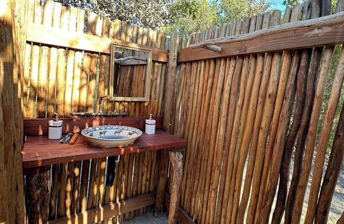 Khwai RV Rental | Nyati Camp Site and Coffee Shop