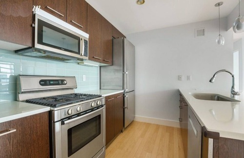 Queens House | NYC Luxus, 3 Schlafzimmer/2 Badezimmer, Home Office, 10 Minuten von Times Square