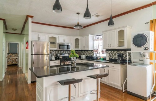 East Flatbush House | NYCHaven2: