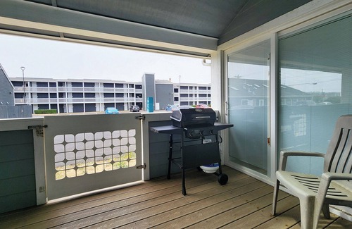 Newport House | Nye Beach, Restaurants, Shop! Walk to the Beach!