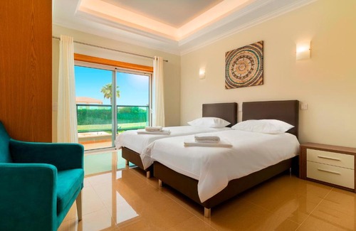 Atalaia Villa | O'DACHA