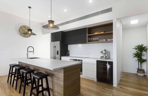 Surf Coast House | O'Donohue Stunner! Su