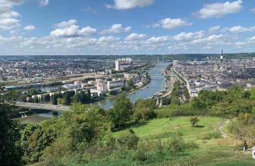 Bonsecours Apartment | O ' Garden et sa terrasse