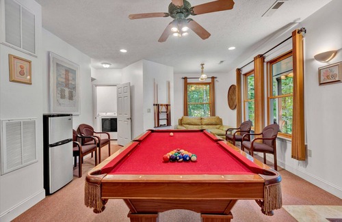 Westlake Corner House | O'NEILL'S GETAWAY