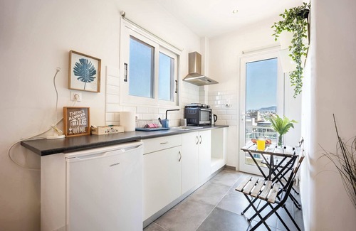 Kerameikos Apartment | O&O GROUP – Chic Studio in Gazi | Walk to Acropolis
