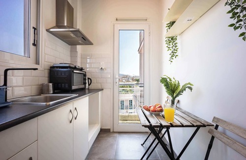 Kerameikos Apartment | O&O GROUP – Chic Studio in Gazi | Walk to Acropolis