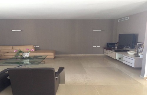 Rishon LeTsiyon Villa | O&O Group - Luxury Beach Front Villa Amazing Swimming Pool