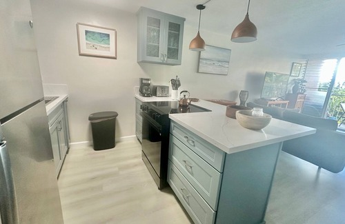 Mokuleia Condo | Oahu North Shore Cozy Condo Steps From The Beach