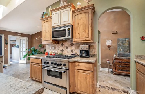 Oak Creek House | Oak Creek Oasis: Pool, Spa, Golf