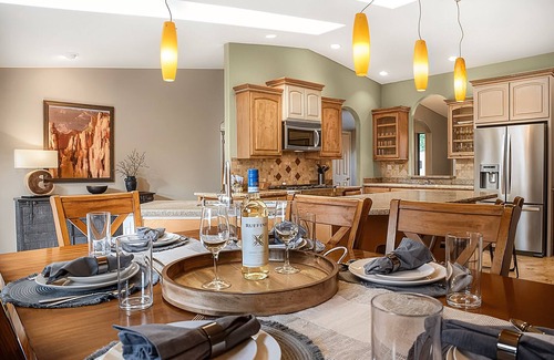 Oak Creek House | Oak Creek Oasis: Pool, Spa, Golf