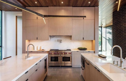 Beverly Hills House | Oak Pass Manor: Indoor-Outdoor Luxury with Pool, Sauna & Panoramic Views