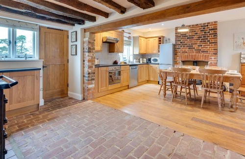 Five Oak Green House | Oak Tree Cottage in the beautiful Tonbridge