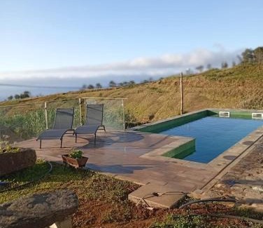 Lombada Velha House | Oak Tree House