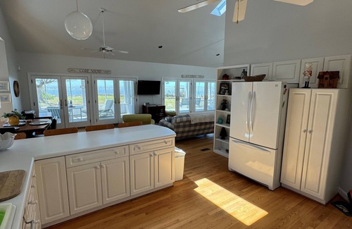 Carteret County Cottage | Oak Winds Cottage