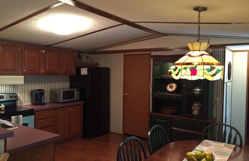 Byrdstown House | Oakes/Dale Hollow Lake/close to Eagle Cove and Star Point