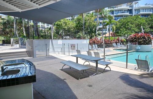 Alexandra Headland Apartment | Oaks Resort Private 3BR Apartment