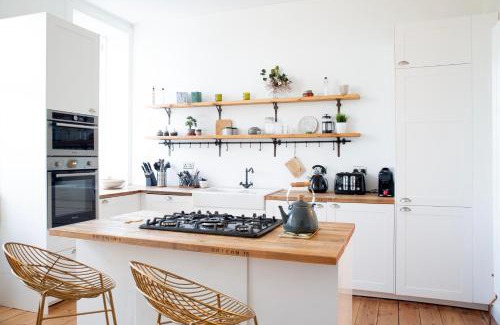 Paisley Apartment | Oakshaw Apartment