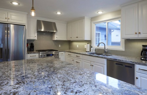 Cal Young House | Oakway Blissful Abode, Walk to Autzen Stadium