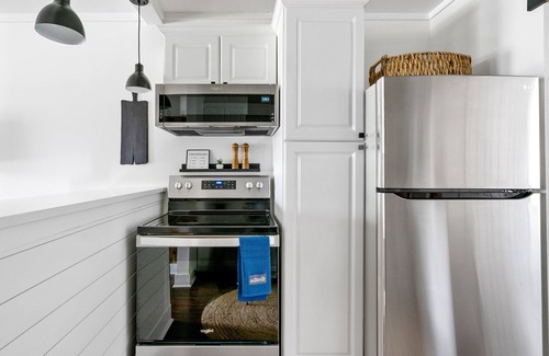 North Charleston Apartment | Oakwood On The Park | Tranquil 2 Bedroom