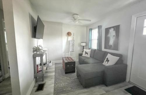 Fellowship House | Oasis acres