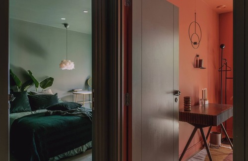 Vauxhall House | 'OASIS' Apartment/Central London/Artist's Home