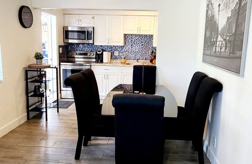 Parkside Apartment | Oasis at Hollywood lll -sleeps 4