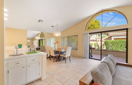 Palm Desert Condo | Oasis CC, 42738 Liolios Dr, Palm Desert