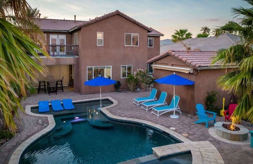 Terra Lago House | Oasis Escape - Sleeps 12! Pool-Spa-Ping Pong-BBQ