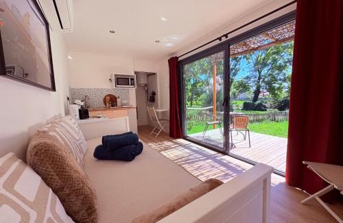 Ambonil Apartment | Oasis