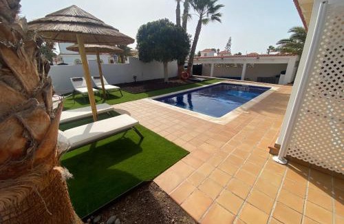Caleta de Fuste Villa | Oasis Golf Villa