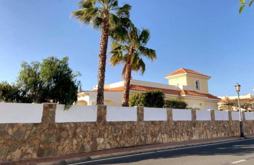 Caleta de Fuste Villa | Oasis Golf Villa