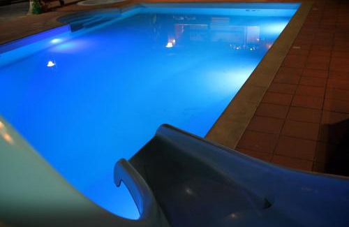 Palermo Villa | Oasis Green Villa