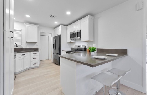 Rancho Oakey House | Oasis Hideaway!