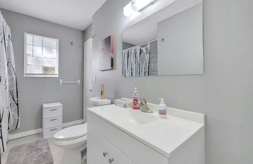 Tallahassee House | OASIS IN TALLAHASSEE