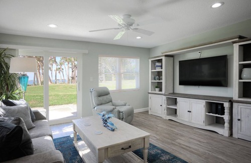 Melbourne Beach House | OASIS Incredible Riverfront/ Ocean Duplex lower.