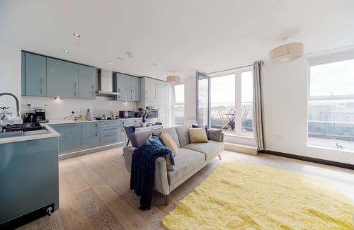 Dartford Apartment | Oasis London|Bluewater|Station