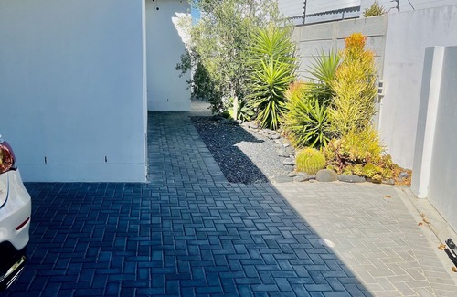 Bloubergstrand House | Oasis of Comfort