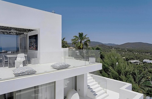 Sant Josep de sa Talaia Villa | Oasis of luxury and comfort, the best gated community in the world.
