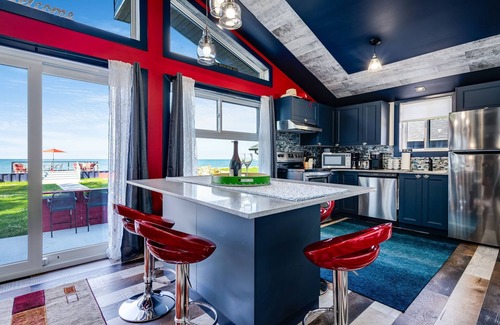 Leamington Cottage | OASIS ON THE LAKE