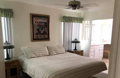 Pembroke Park House | Oasis on the water with amazing view