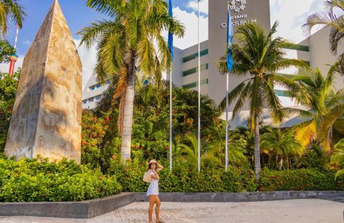 Zona Hotelera Resort | Oasis Palm - All Inclusive