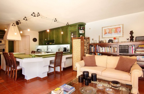 Saronikos Villa | Oasis pool house in Lagonisi