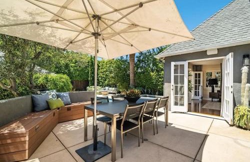 Fairfax District Villa | Oasis Villa with Heated Pool & Spa