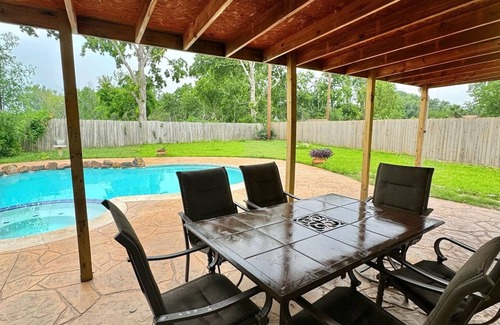 George Bush Park/Eldridge House | Oasis with Pool and Jacuzzi