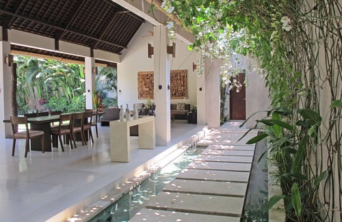 Laksmana Villa | OB8002 - Family 8 Bedroom Villa in Seminyak