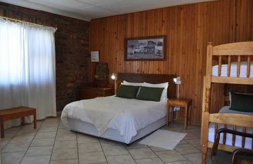 Luderitz House | Obelix Guesthouse