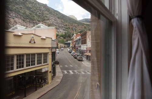 Bisbee Apartment | Object Hotel 1BR Shared Bath Room 2D